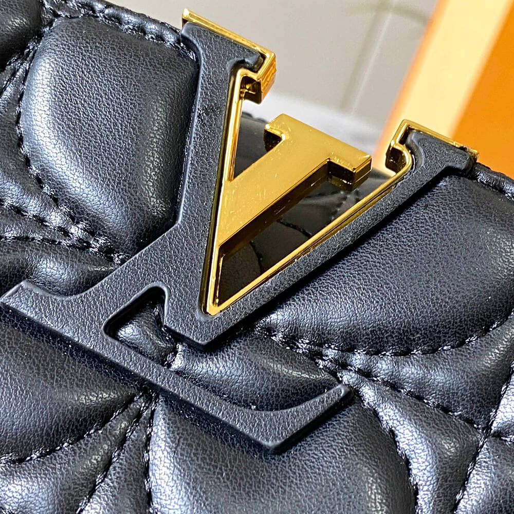 LV Capucines East-West MM